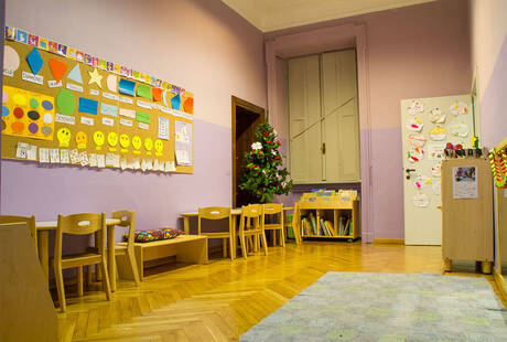 Follador Nursery School