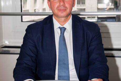 Consulente Finanziario Adriano Loponte