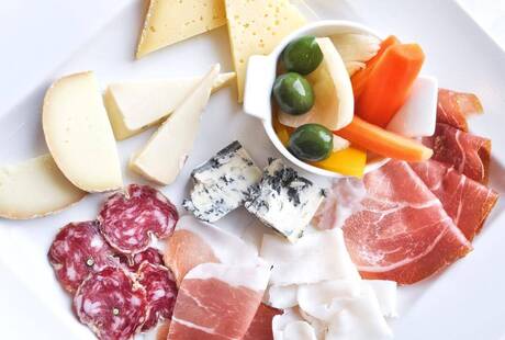 Red - Read Eat Dream