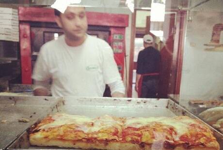 Pizzeria Jolly