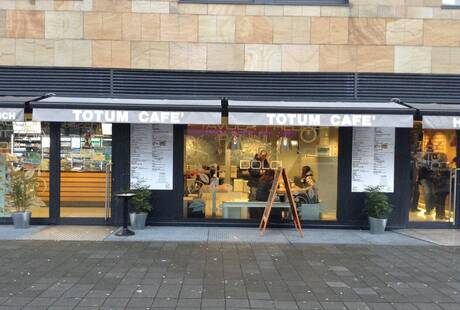 Totum cafe'
